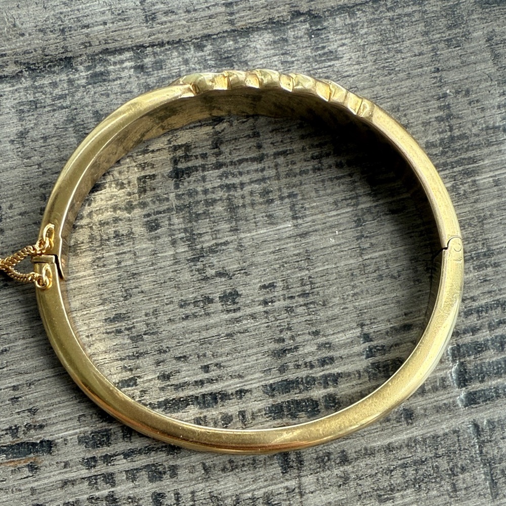 14k gold Italian bangle Bracelet almost 20 grams - Picture 10 of 16